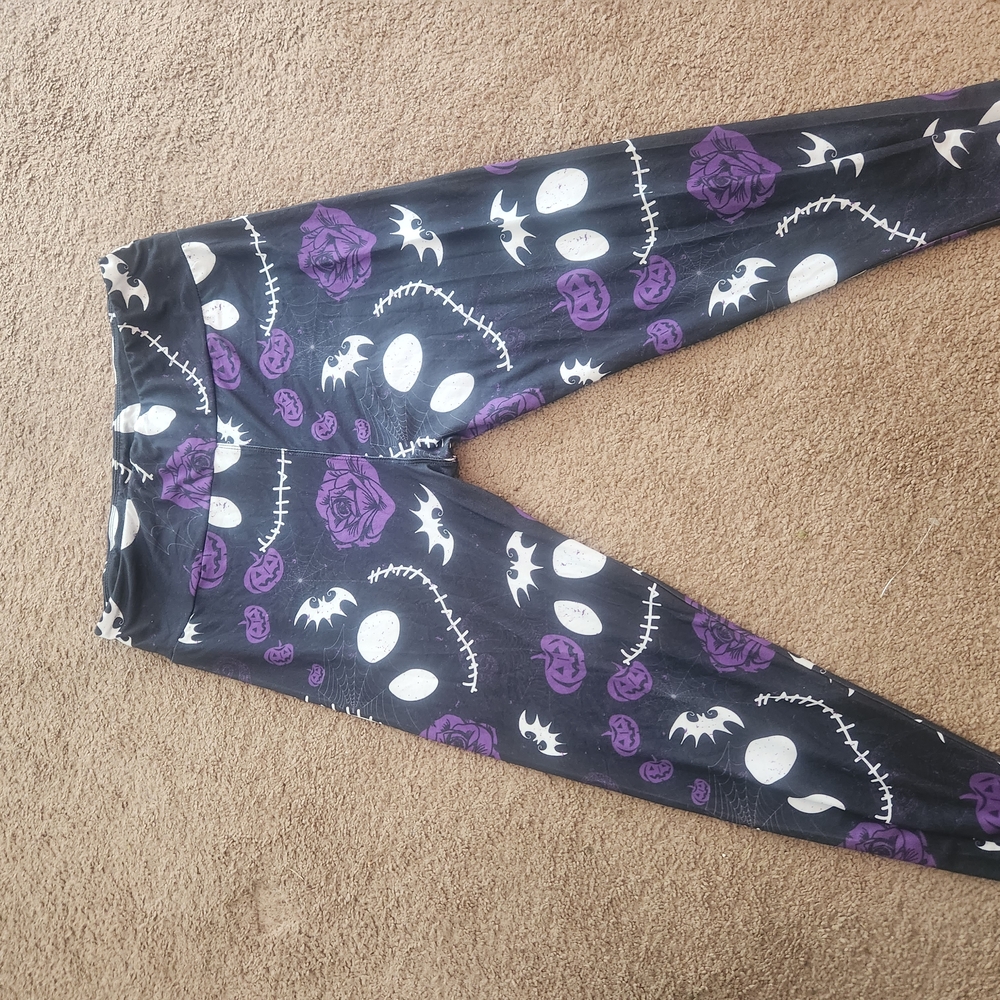 Purple and Black Patterned Leggings